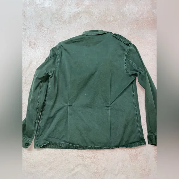 Belgian Army OD Field Shirt - Picture 5 of 9